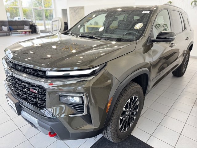 Used 2025 Chevrolet Traverse Z71 w/ Driver Confidence Package image 34