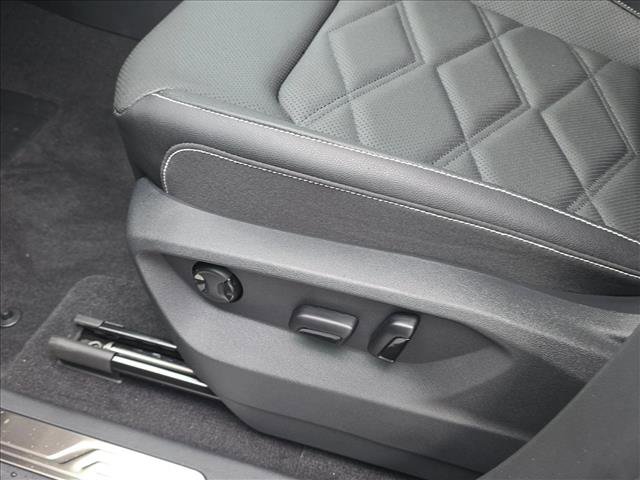 New 2026 Volkswagen Atlas SE image 6