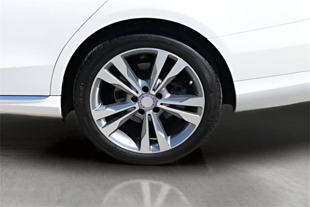 Used 2017 Mercedes-Benz C 300 4MATIC Sedan image 9