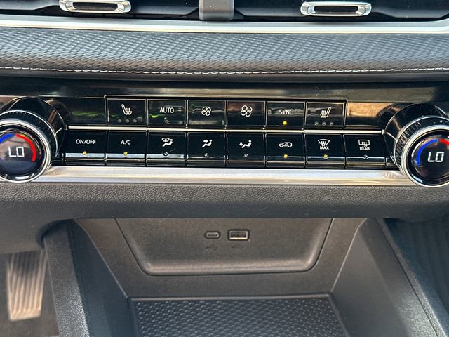 Used 2026 Chevrolet Equinox LT w/ Convenience Package II image 33