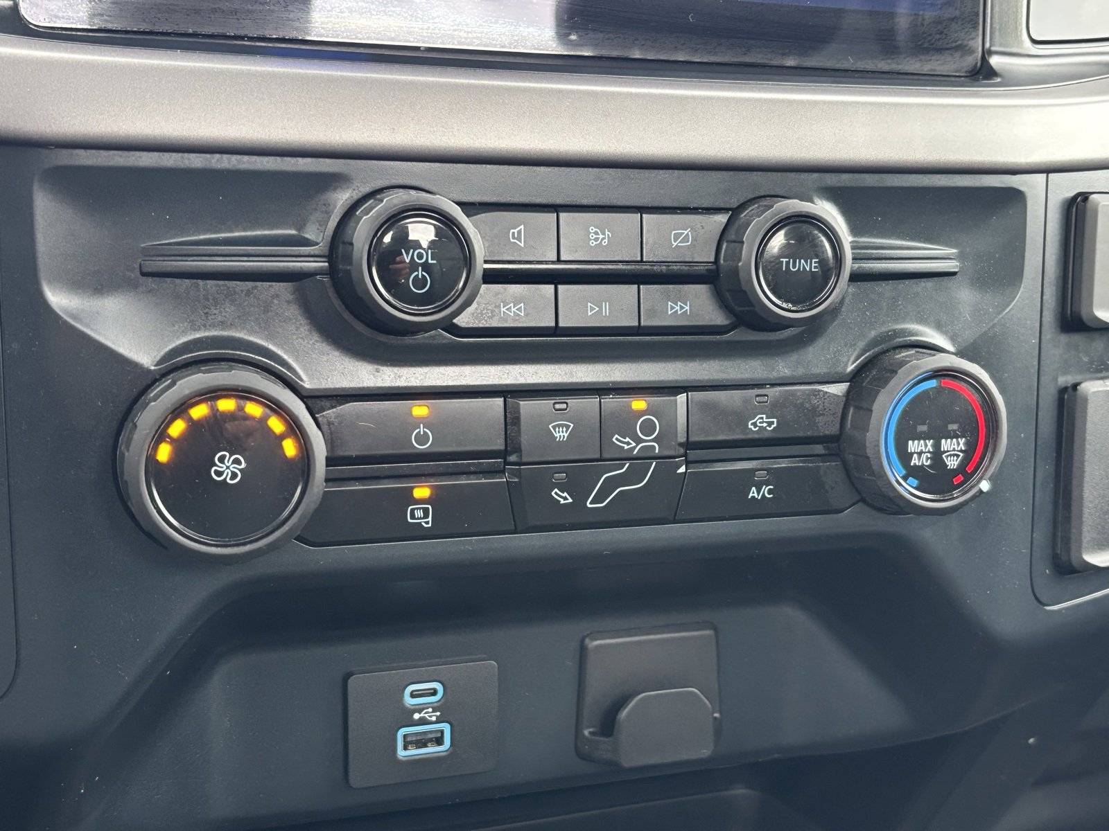 Used 2024 Ford F150 XL image 12