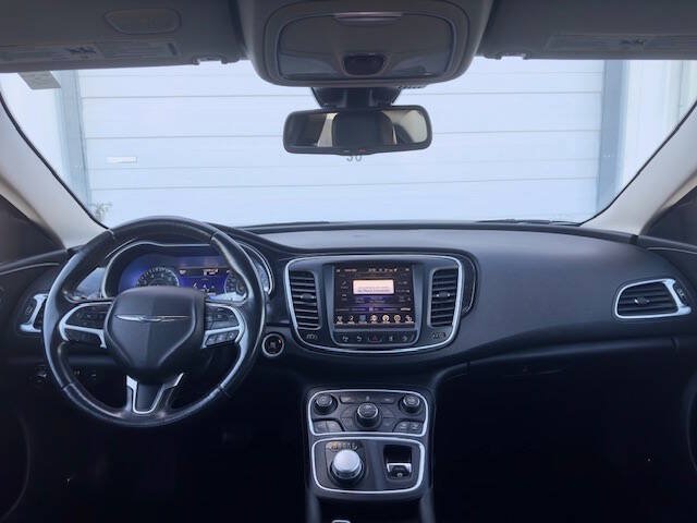 Used 2015 Chrysler 200 C w/ Navigation & Sound Group I FWD image 12