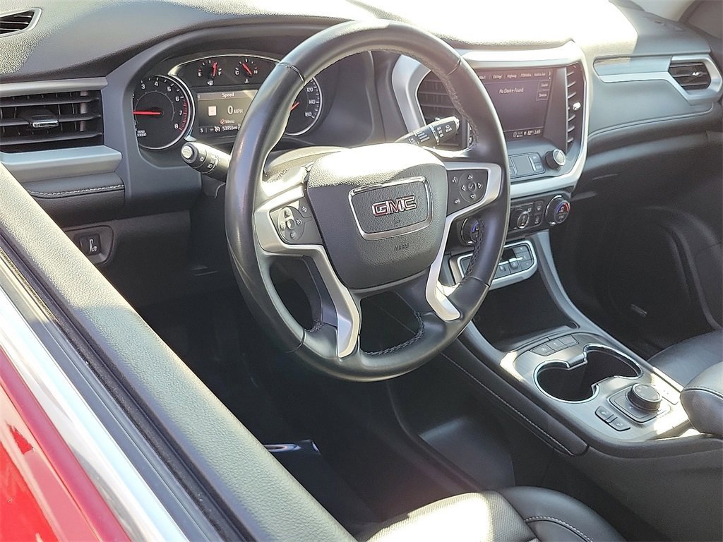 Used 2023 GMC Acadia SLT image 3