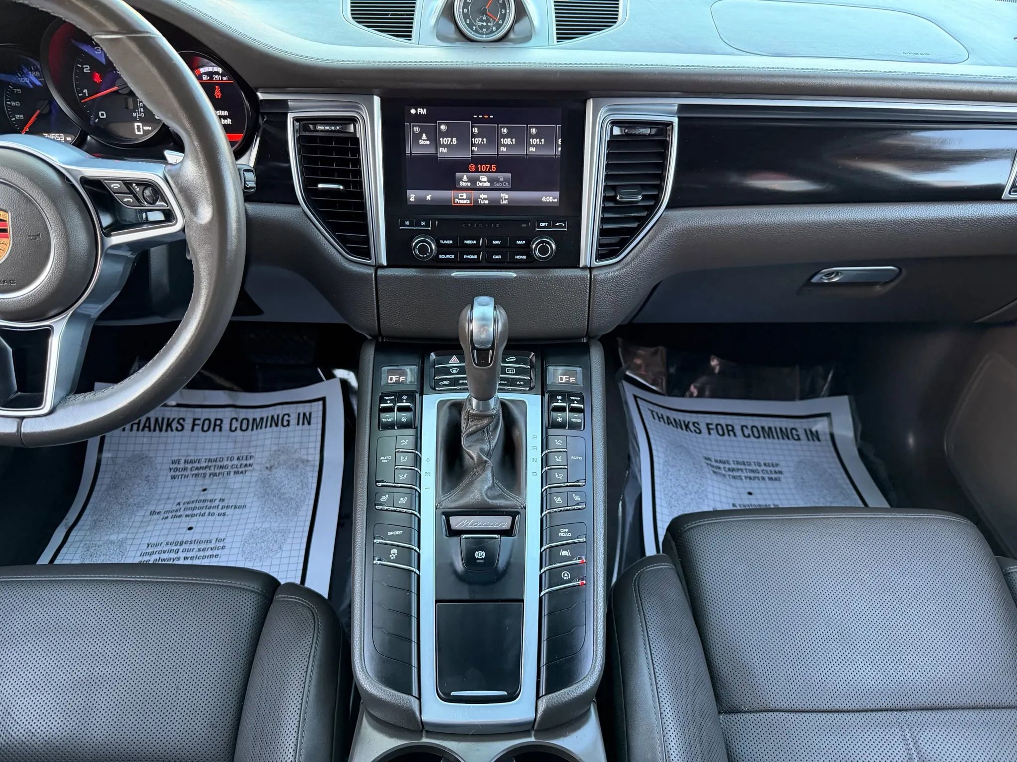 Used 2018 Porsche Macan Sport Edition image 22