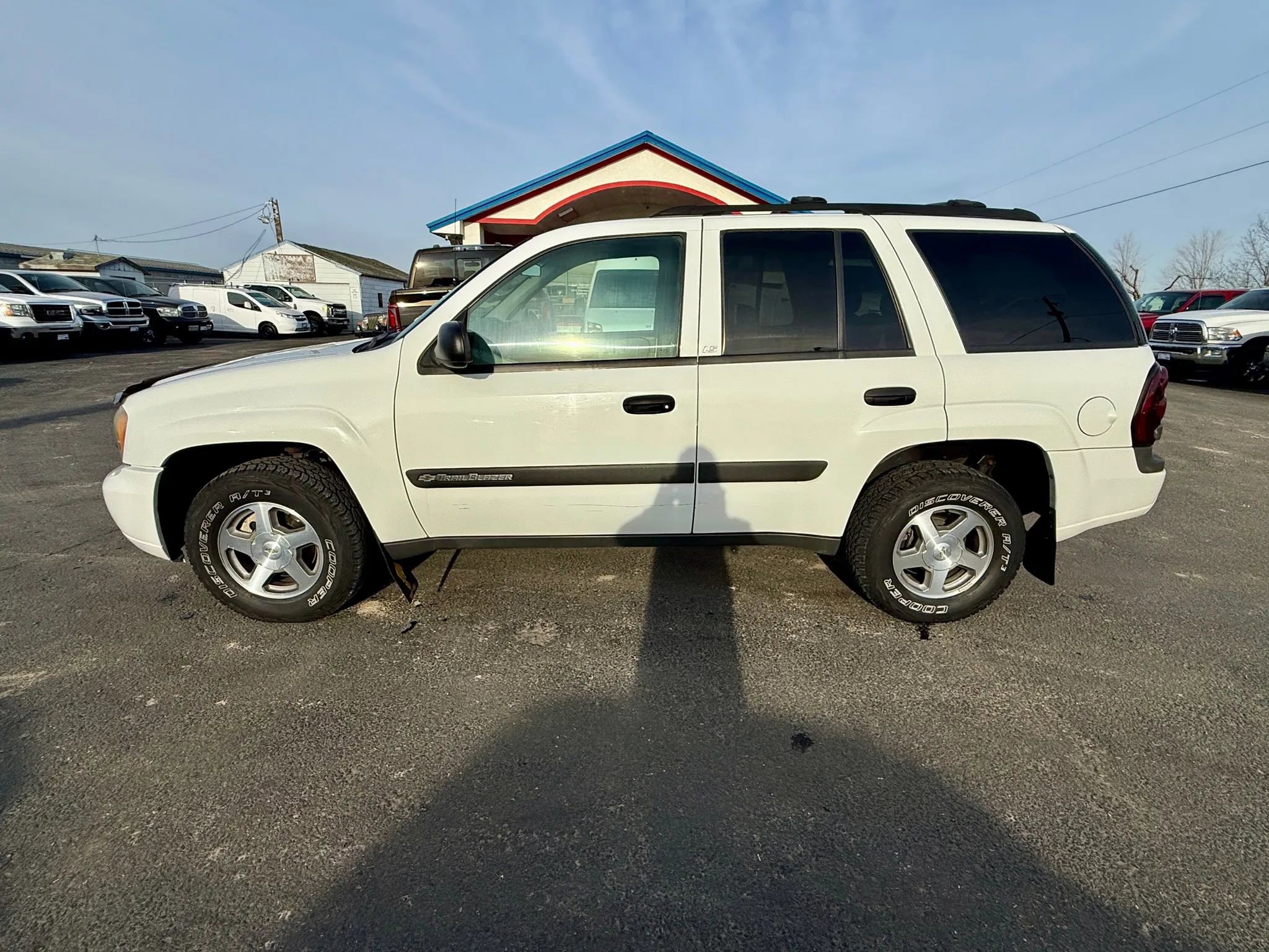 Used 2003 Chevrolet TrailBlazer LS w/ Preferred Equipment Group image 2