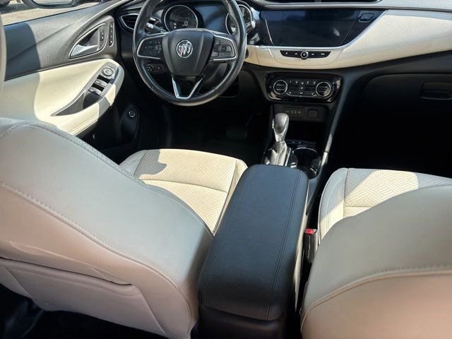 Used 2020 Buick Encore GX Essence FWD image 38