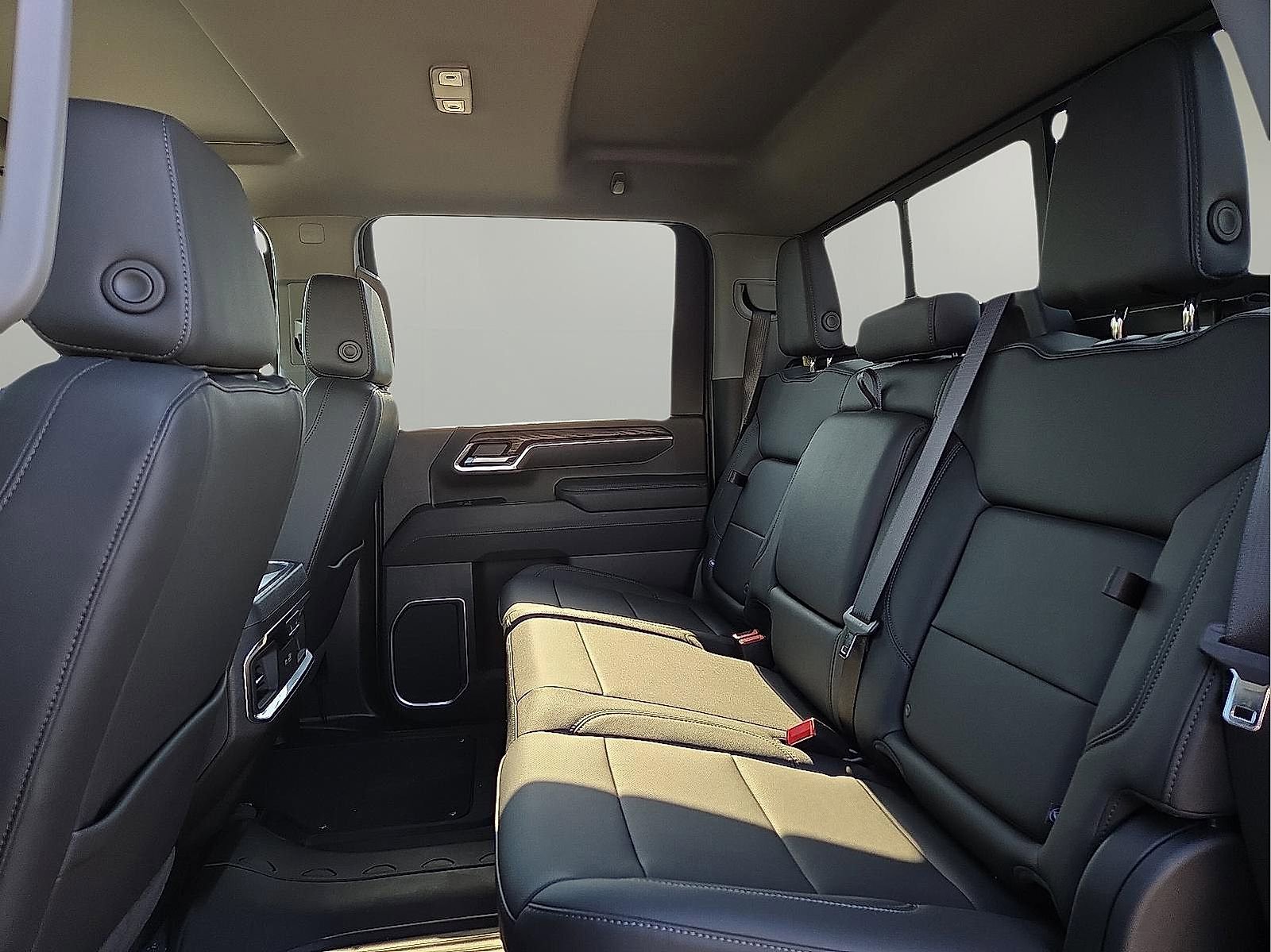 New 2025 GMC Sierra 2500 SLT w/ SLT Convenience Package AWD/4WD image 10