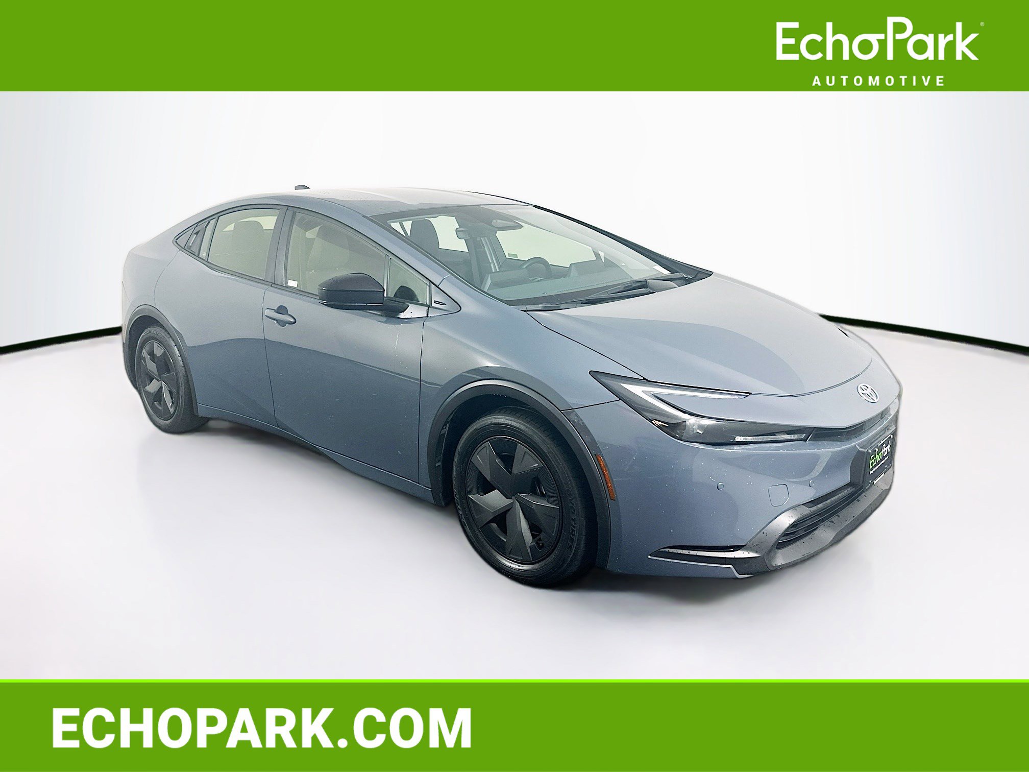 Used 2024 Toyota Prius LE image 1