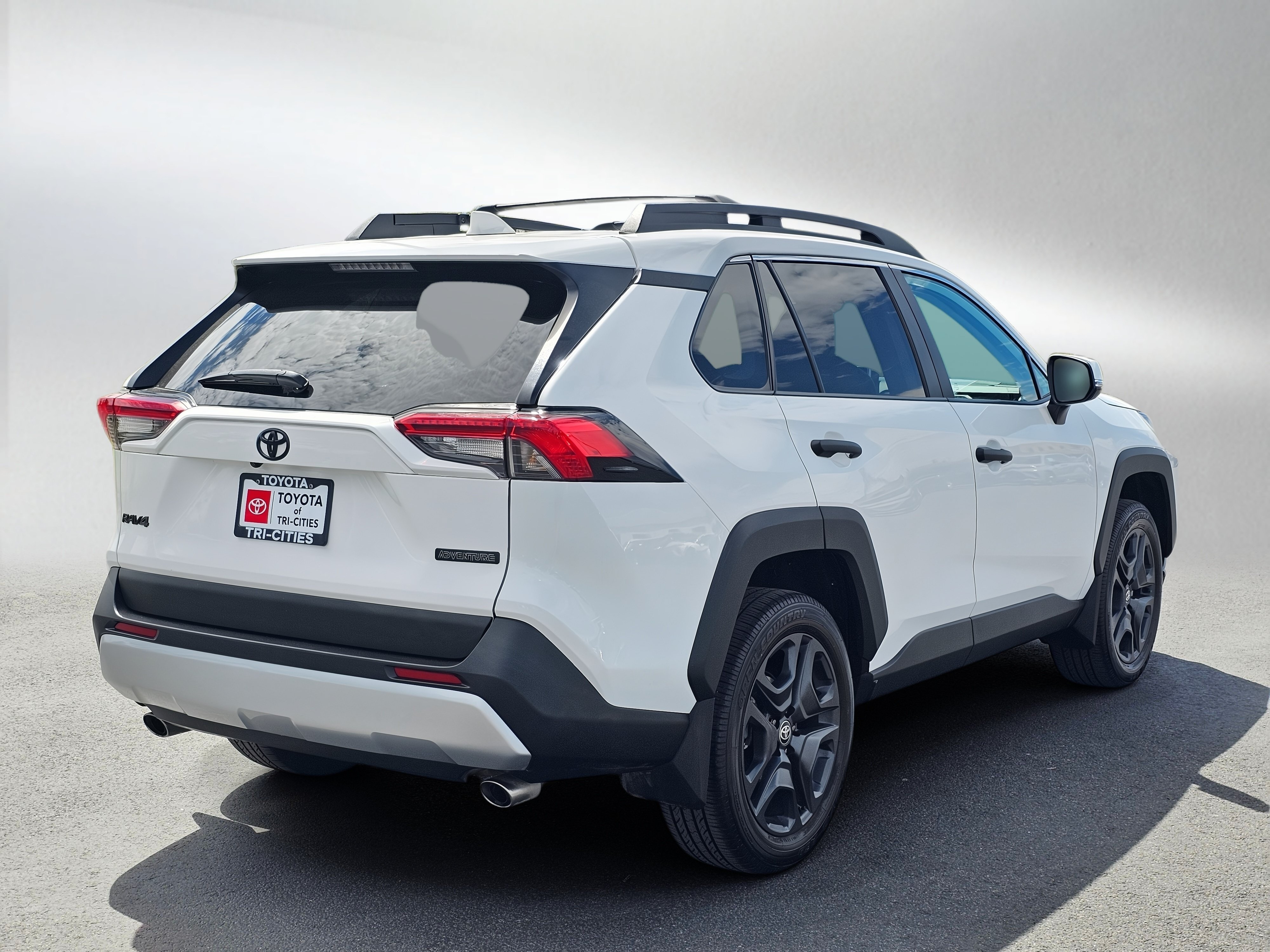 Used 2024 Toyota RAV4 Adventure w/ Weather Package AWD/4WD image 5