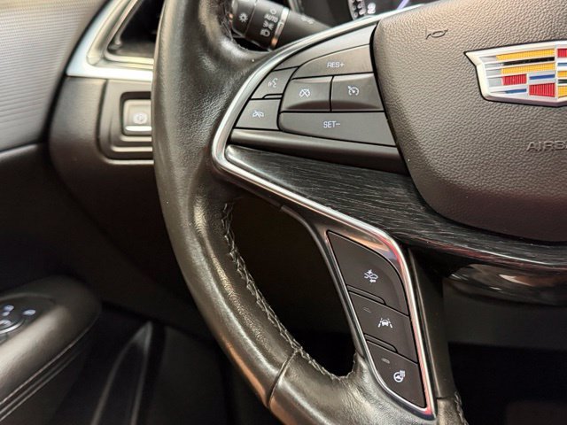 Used 2020 Cadillac XT5 Premium Luxury AWD/4WD image 16