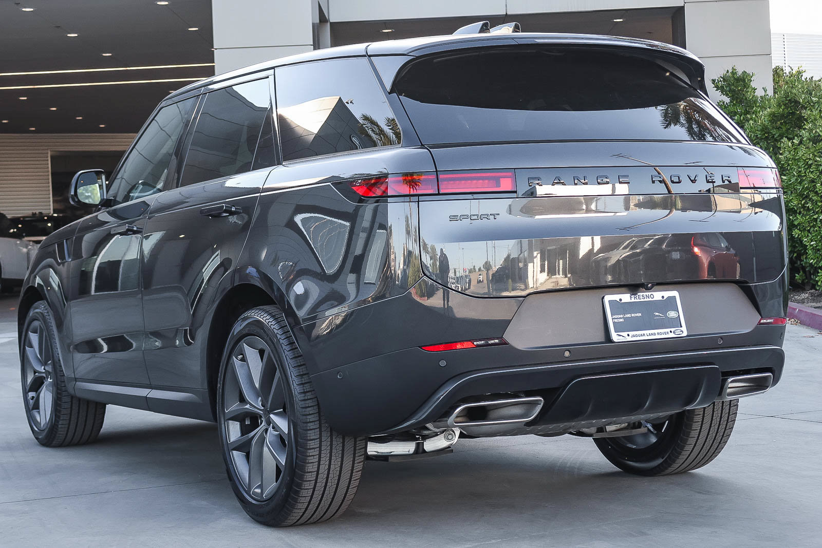 New 2026 Land Rover Range Rover Sport SE AWD/4WD image 7