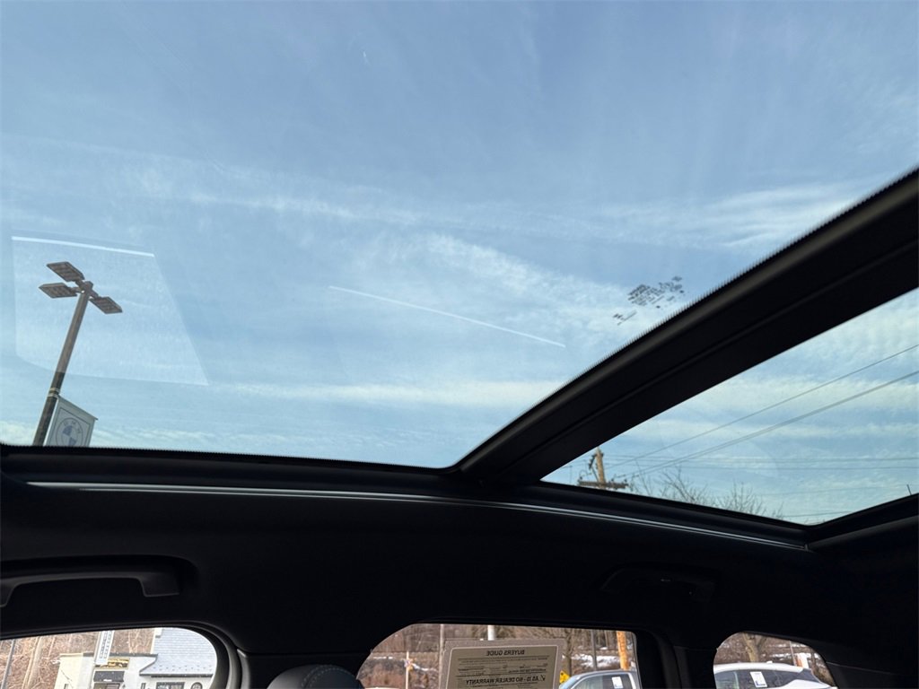 Certified 2025 BMW X1 xDrive28i w/ Convenience Package image 33