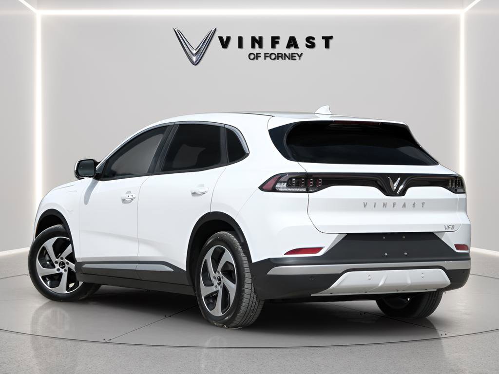 New 2025 VinFast VF 8 Eco image 2