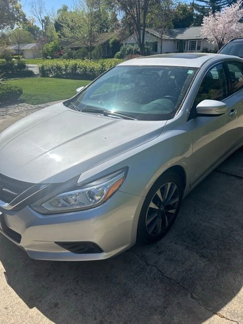 Used 2017 Nissan Altima 2.5 SL image 2
