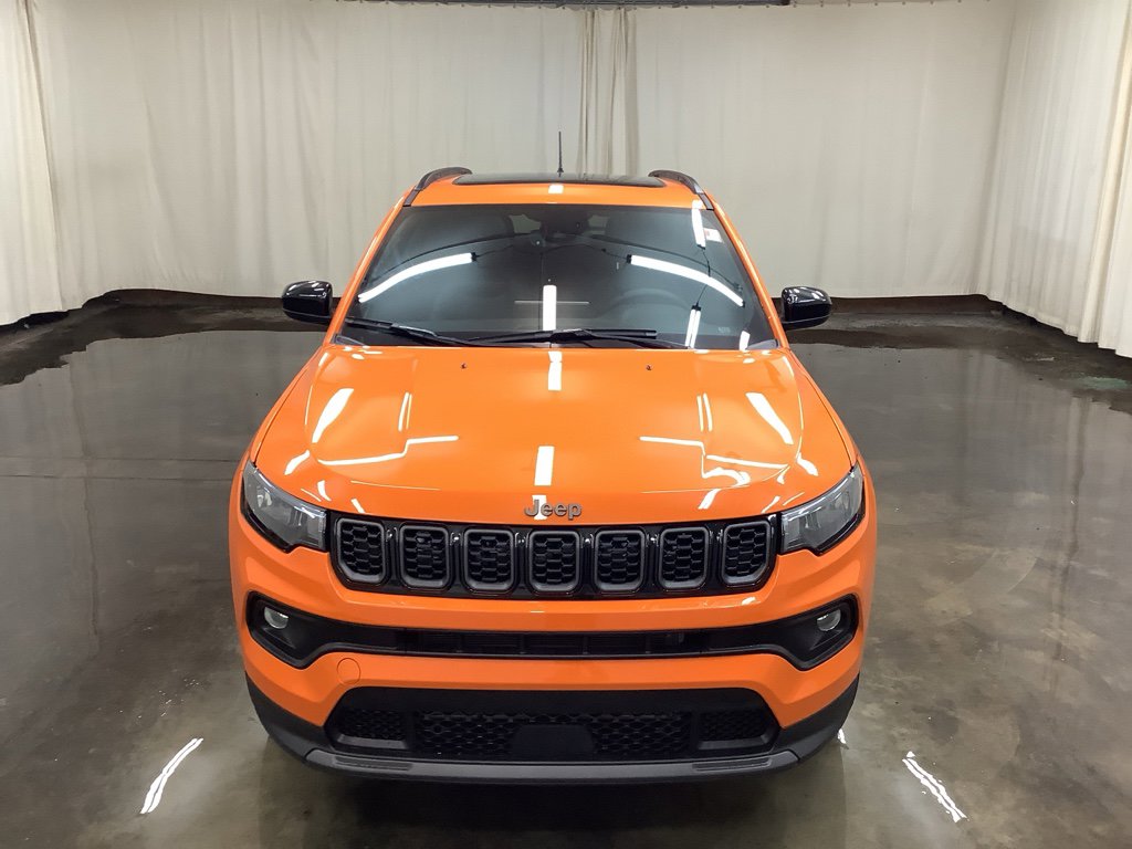 New 2026 Jeep Compass Latitude w/ Sun and Sound Group AWD/4WD image 3