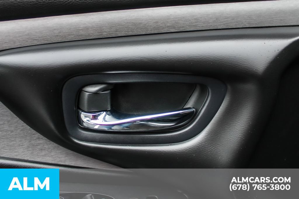 Used 2020 Nissan Murano SV image 38