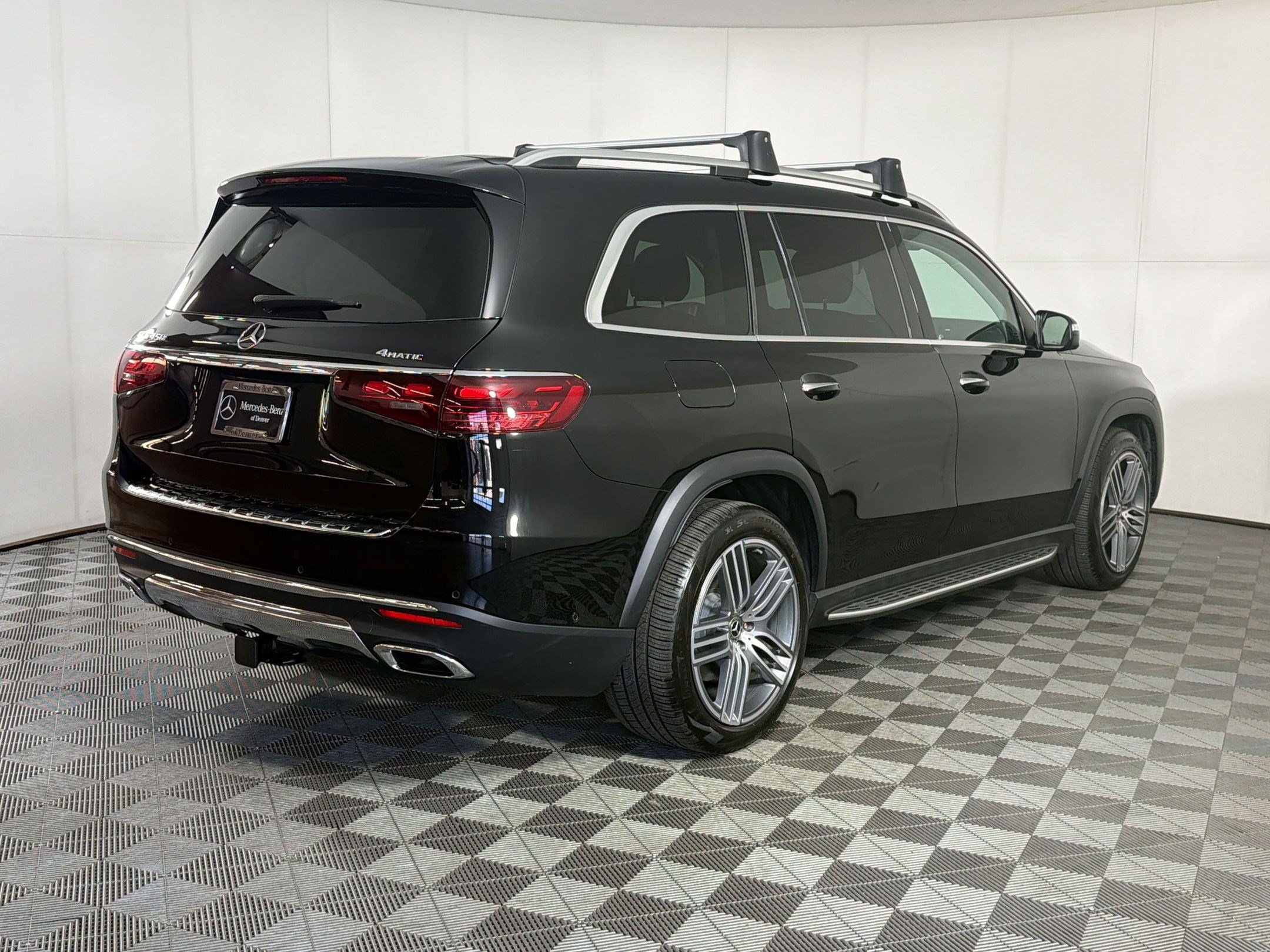 Certified 2024 Mercedes-Benz GLS 450 4MATIC image 9