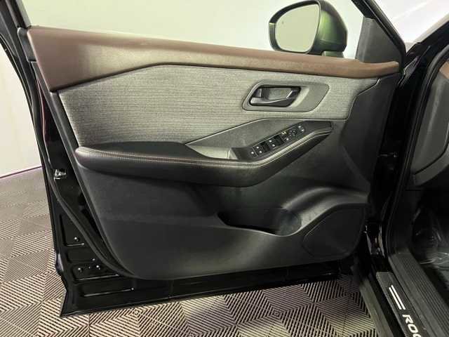 Certified 2021 Nissan Rogue S image 20