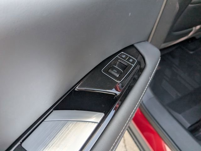 New 2026 Cadillac Optiq Sport 1 image 11