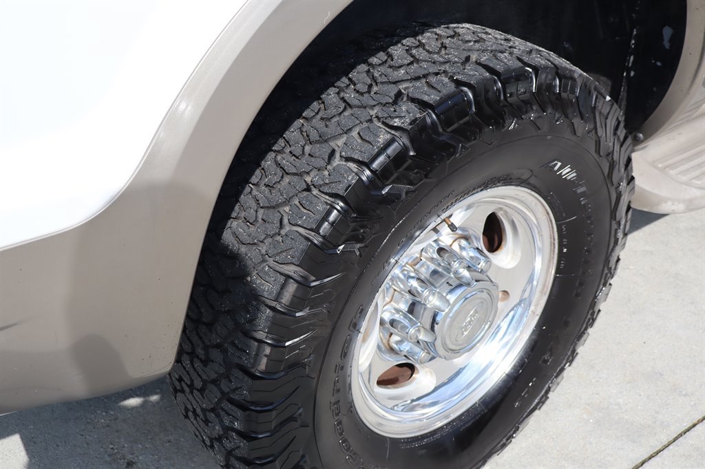 Used 2004 Ford Excursion Eddie Bauer AWD/4WD image 17