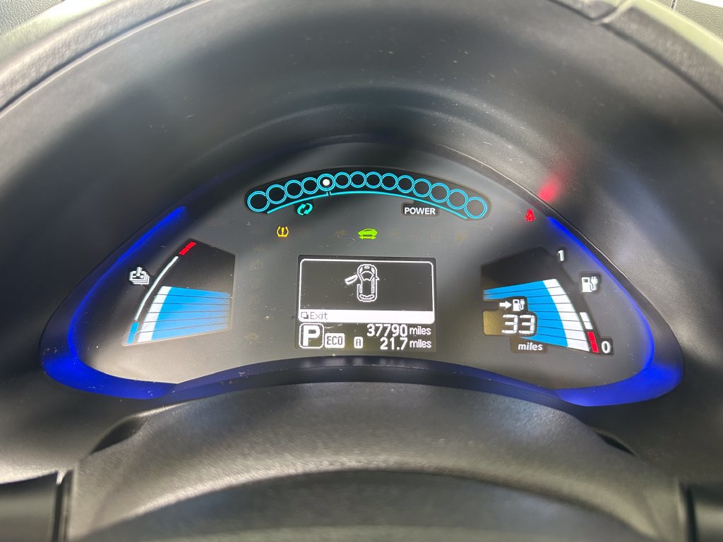 Used 2017 Nissan Leaf S FWD image 23