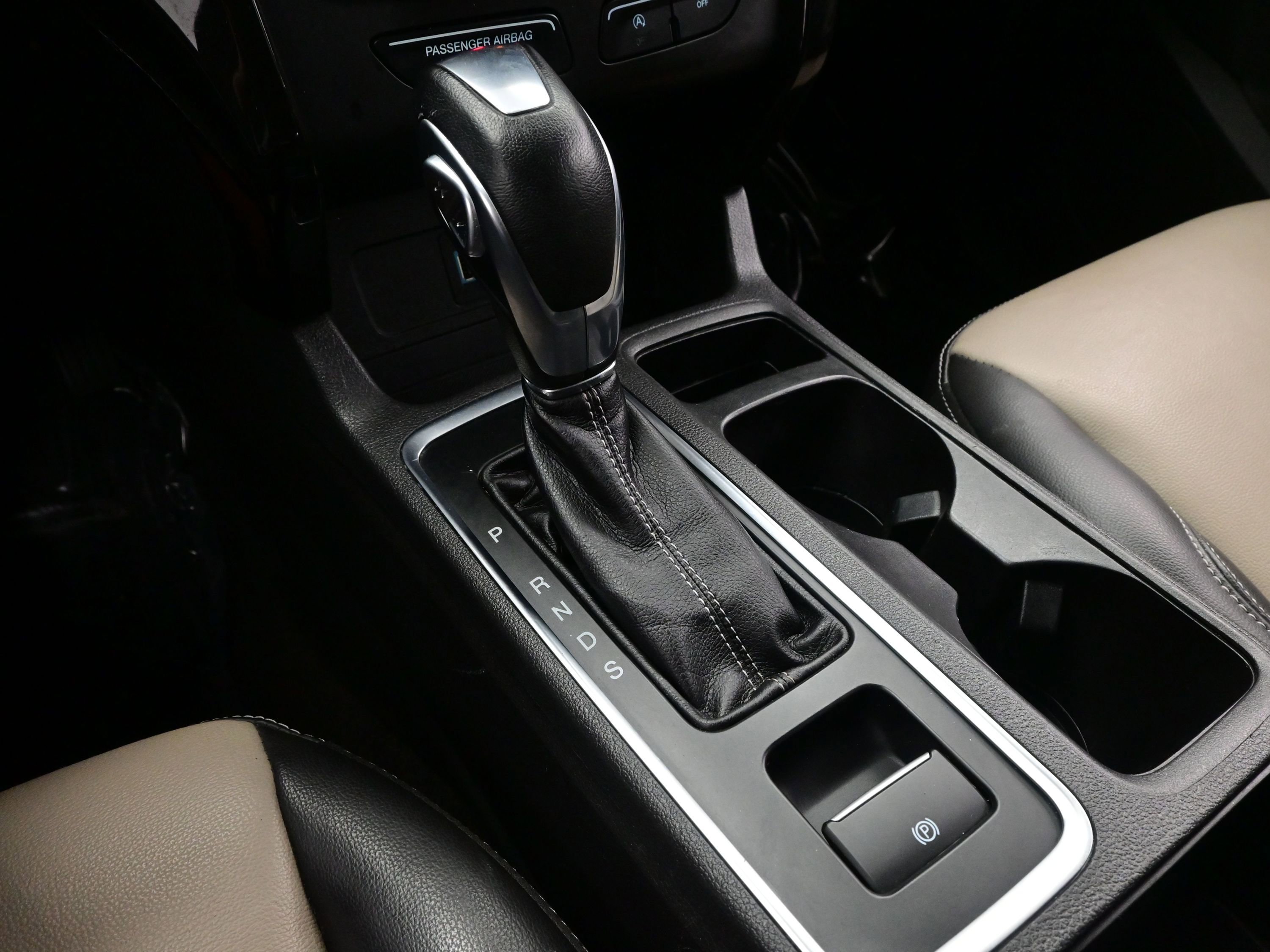 Used 2019 Ford Escape SEL image 21