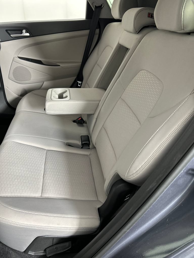 Used 2019 Hyundai Tucson Value FWD image 17