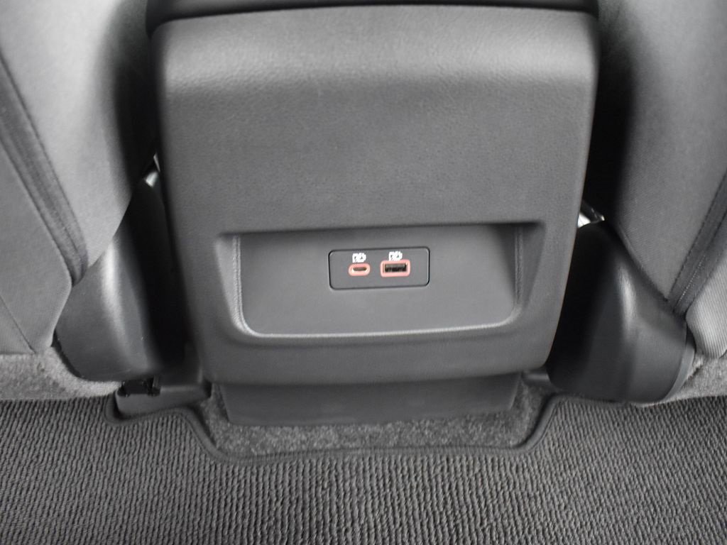 Certified 2025 Nissan Frontier SV image 11