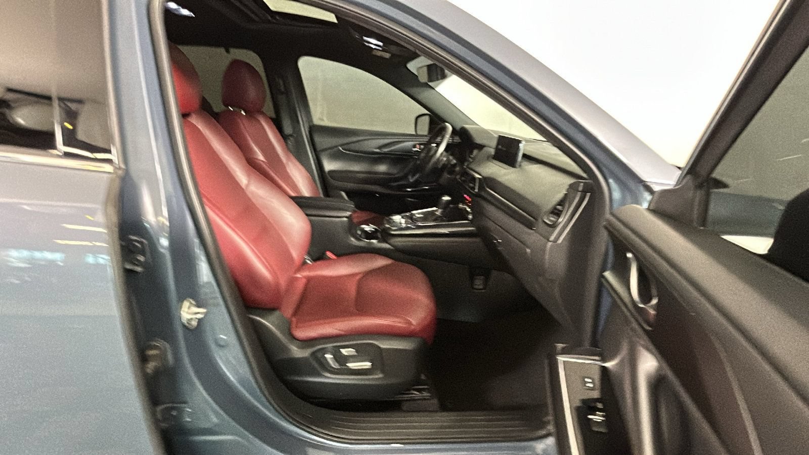 Used 2021 MAZDA CX-9 Carbon Edition AWD/4WD image 34