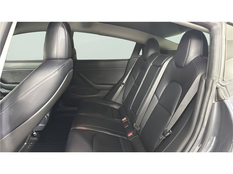 Used 2018 Tesla Model 3 Long Range RWD image 12