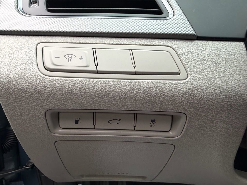 Used 2016 Hyundai Sonata SE image 14