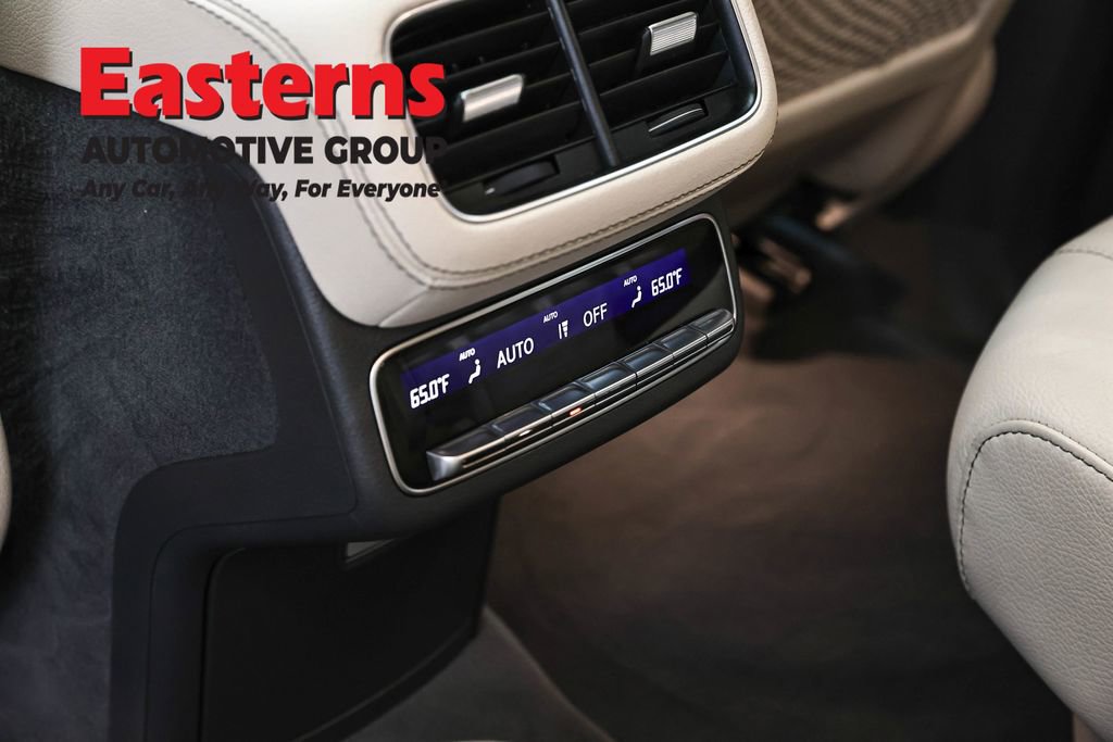 Used 2020 Mercedes-Benz GLS 450 4MATIC image 26