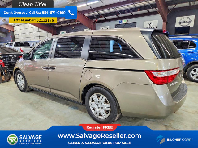 Used 2012 Honda Odyssey LX image 3