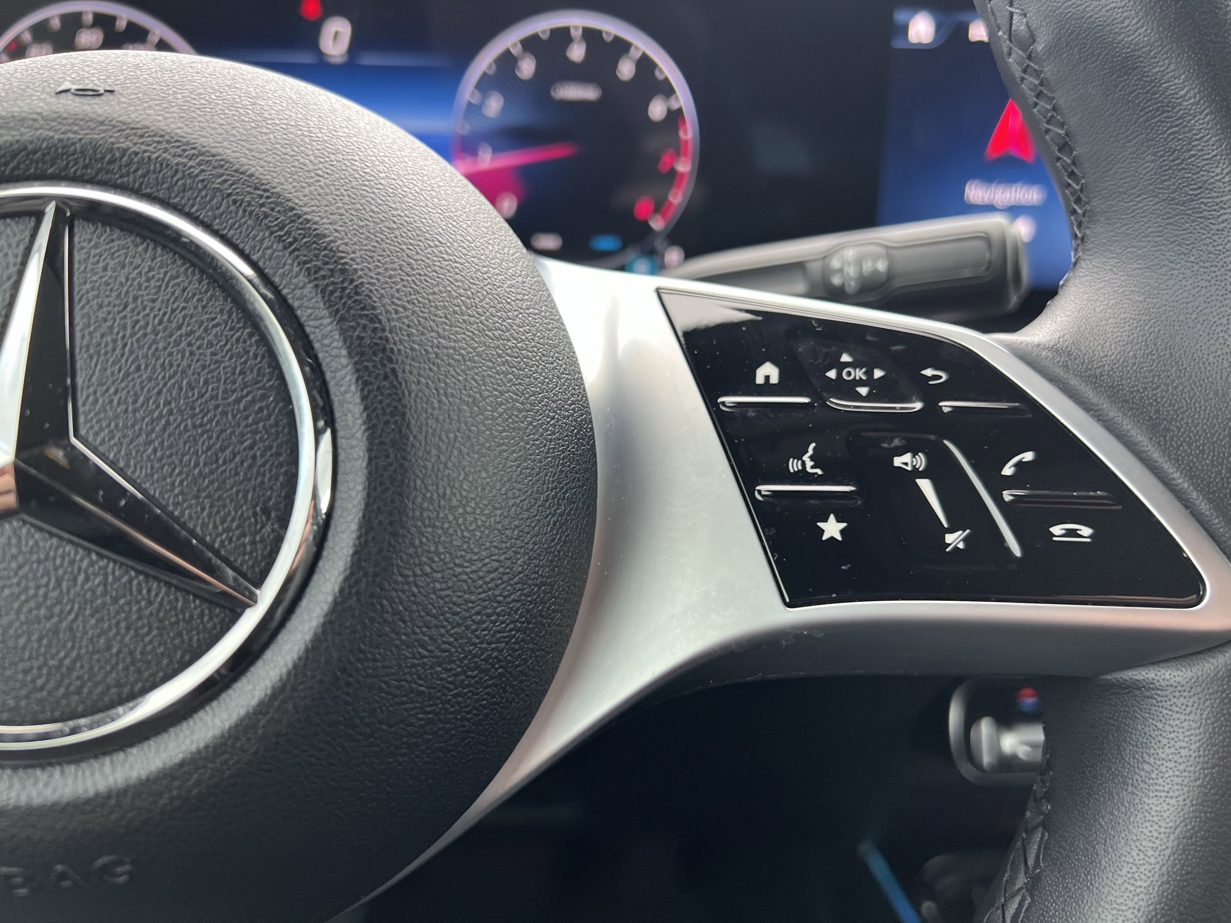 Certified 2024 Mercedes-Benz GLB 250 250 image 20