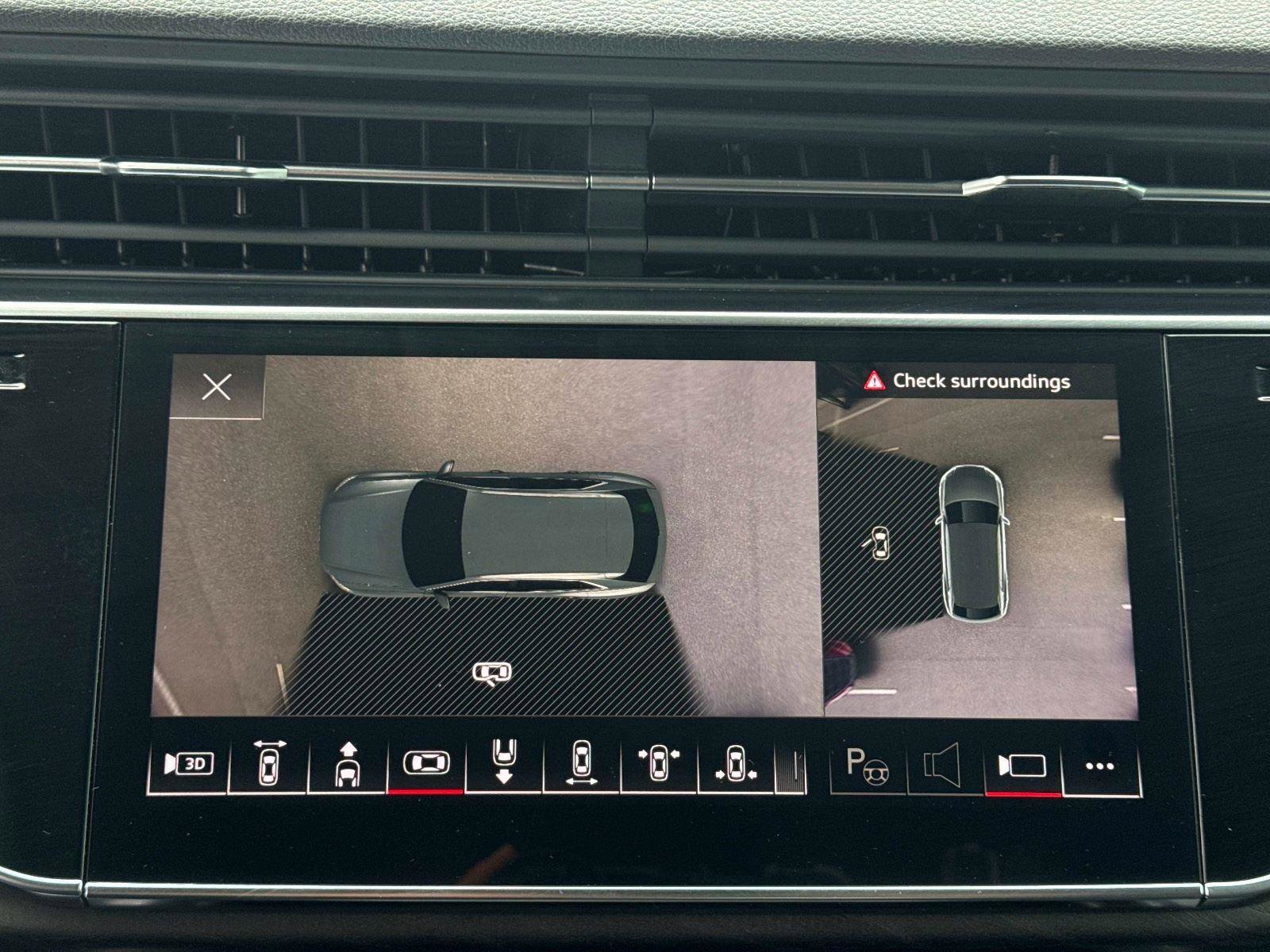 Used 2023 Audi Q8 Prestige image 26