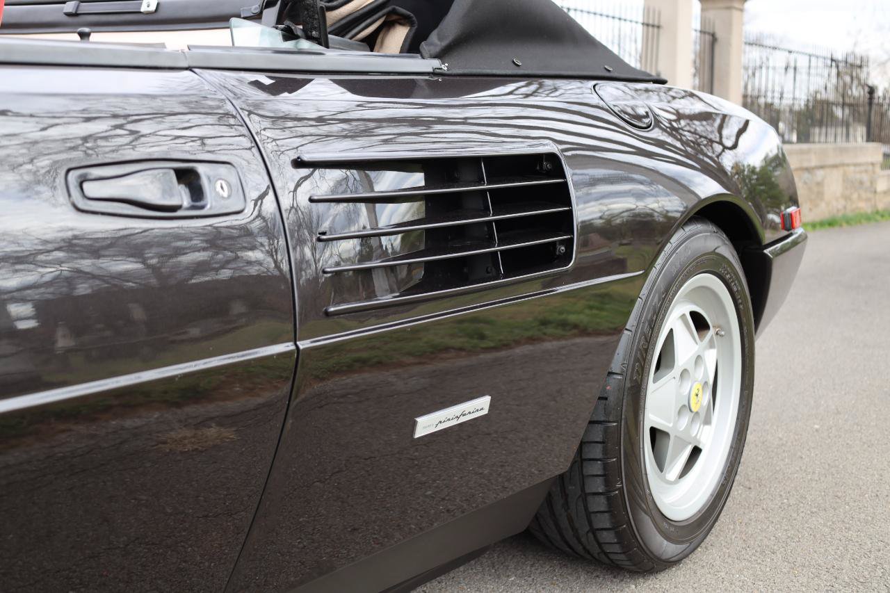 Used 1989 Ferrari Mondial T Cabriolet RWD image 27