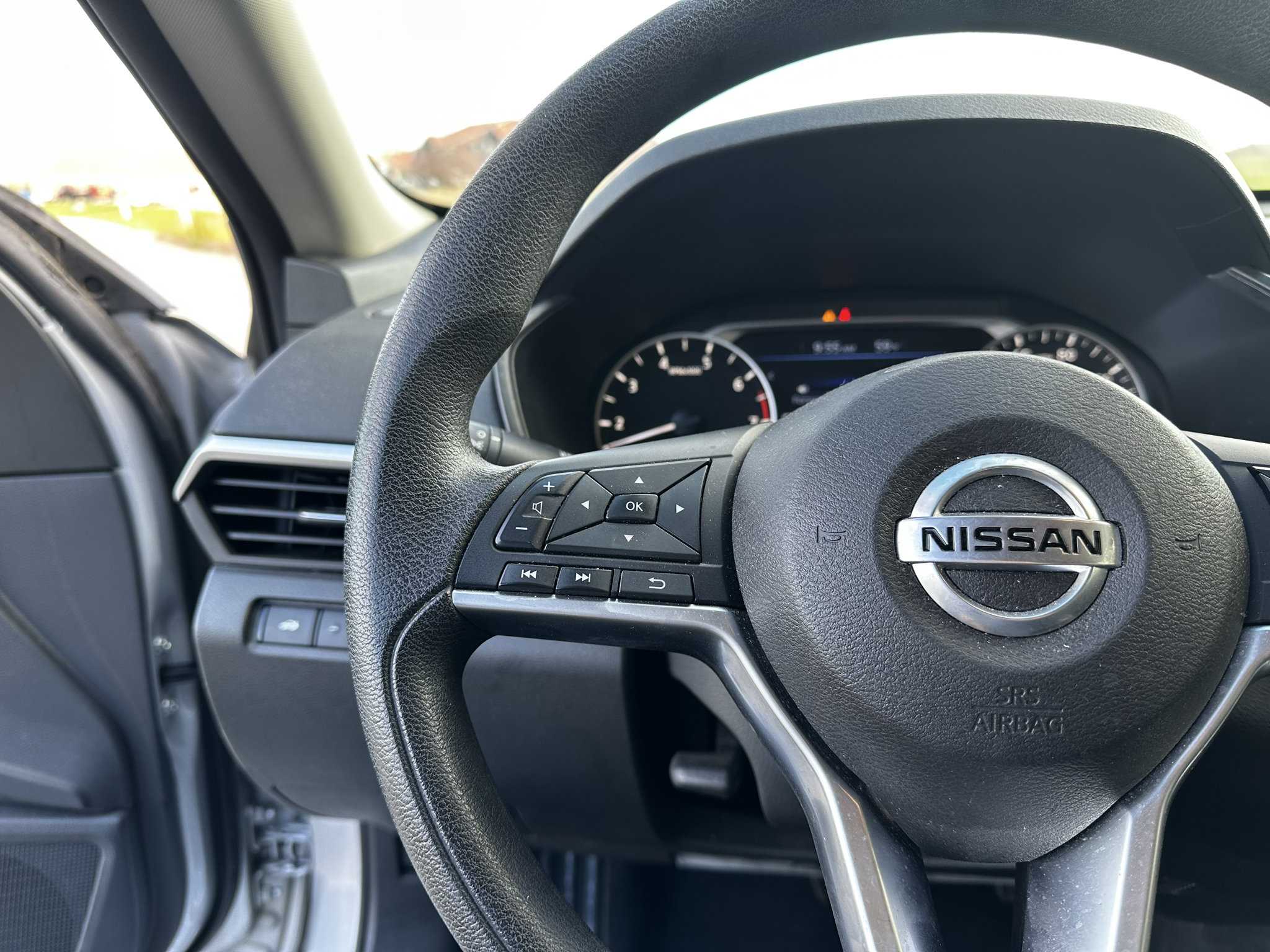 Used 2021 Nissan Altima 2.5 SV AWD/4WD image 15