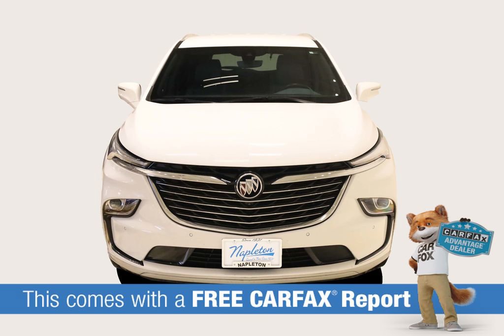 Used 2024 Buick Enclave Essence w/ Technology Package FWD image 3