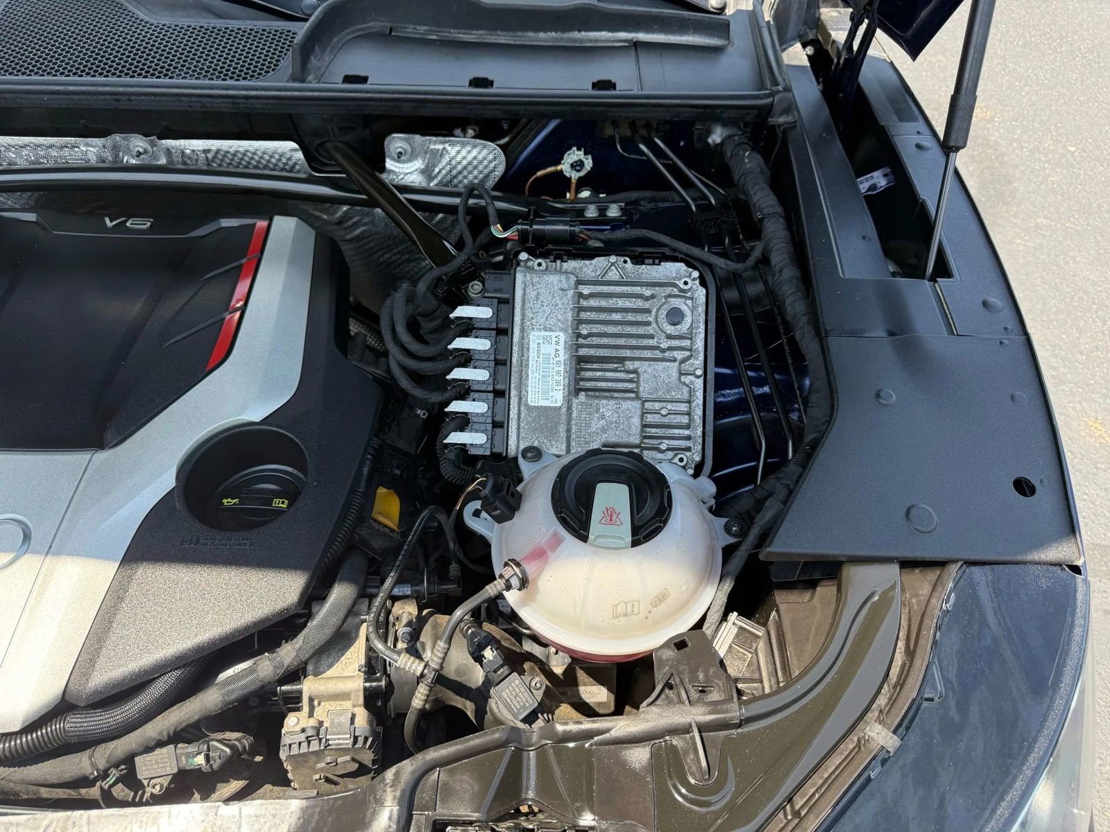 Used 2018 Audi SQ5 Premium Plus w/ Navigation Package image 51