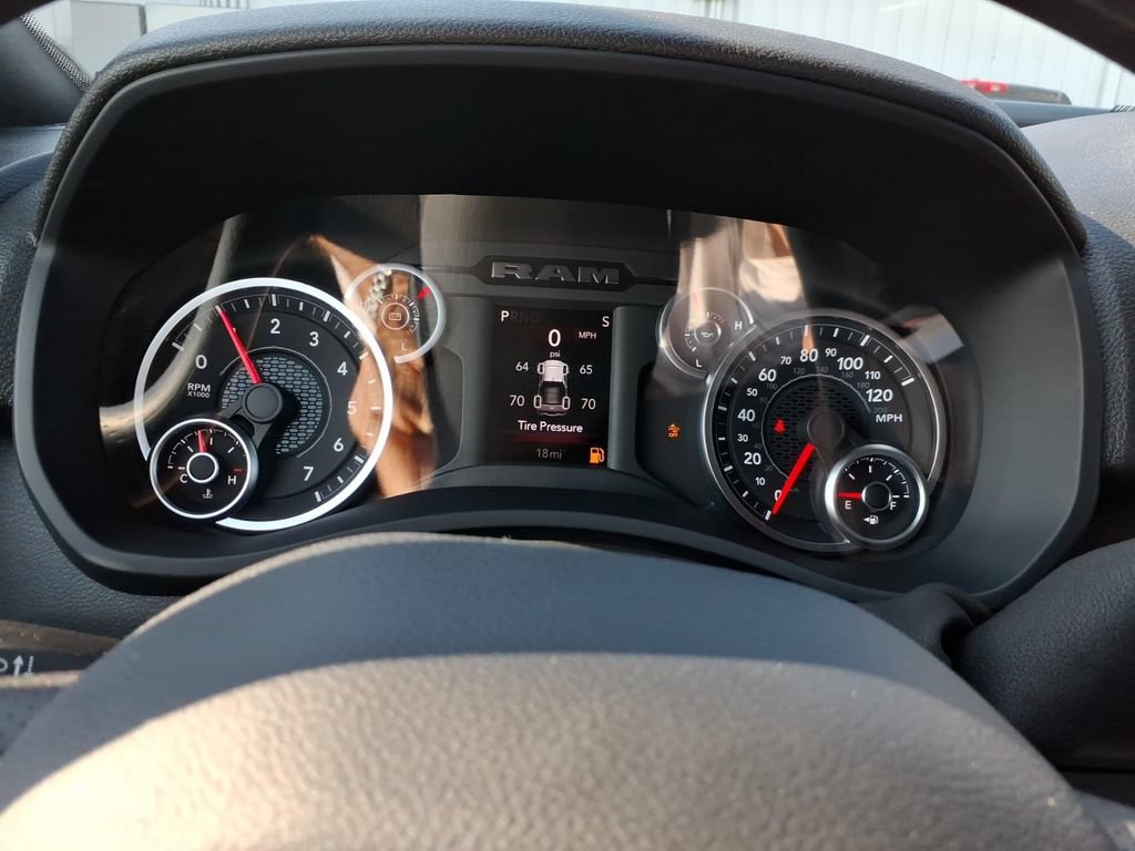 New 2026 RAM 2500 Tradesman AWD/4WD image 19