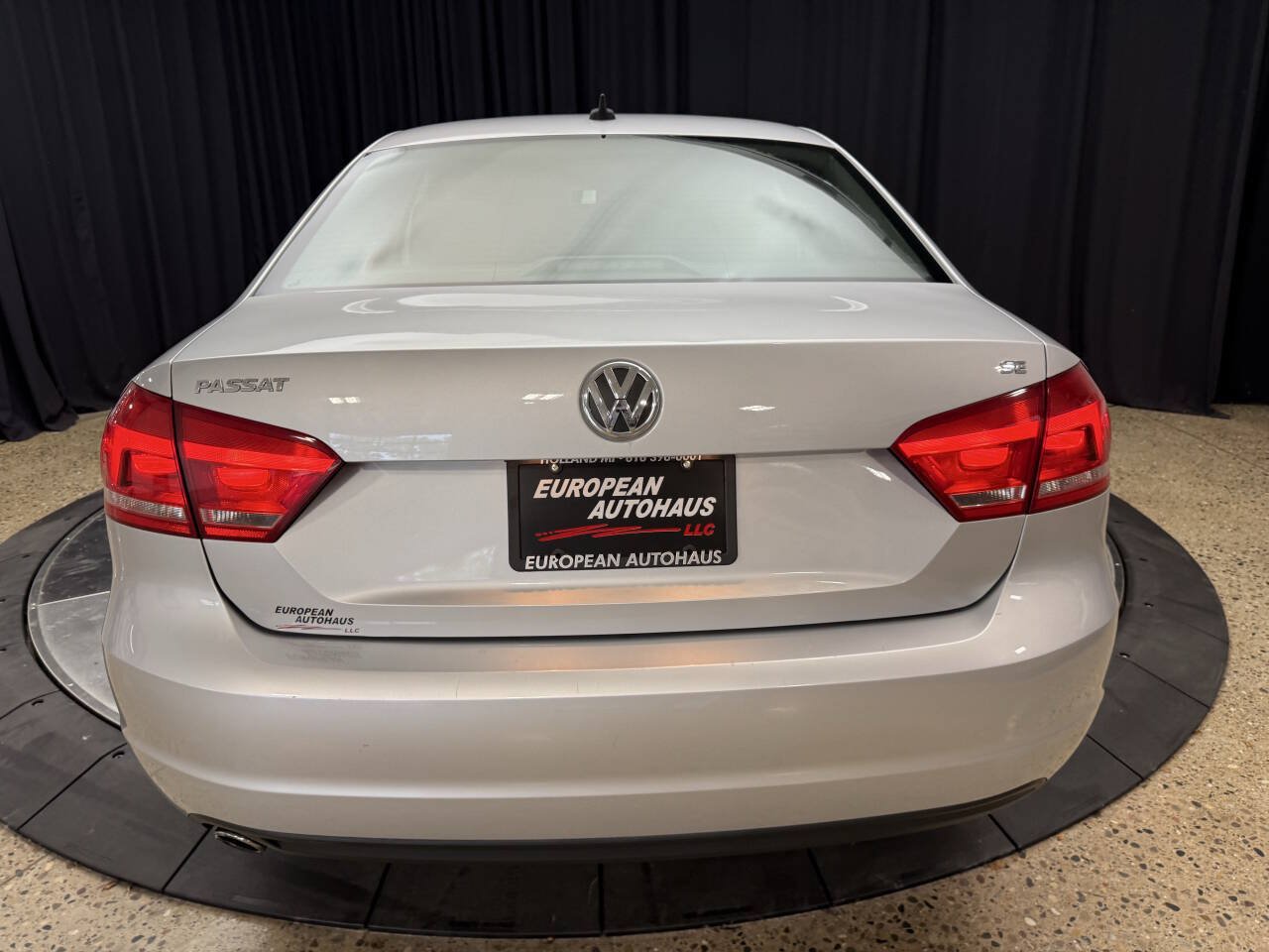 Used 2013 Volkswagen Passat 2.5 SE FWD image 8