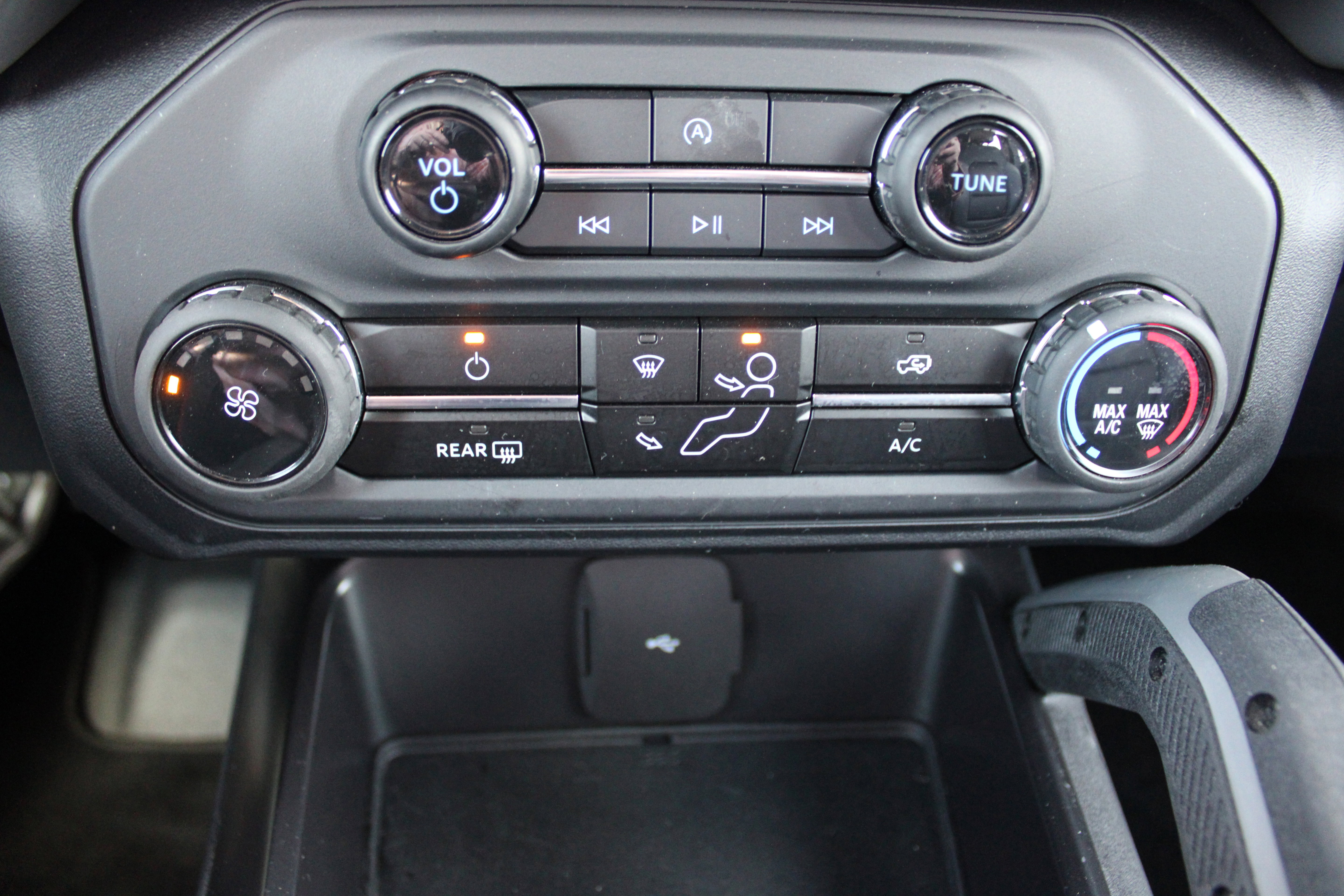 Used 2024 Ford Bronco Big Bend image 19