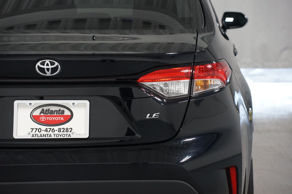 Certified 2025 Toyota Corolla LE FWD image 10