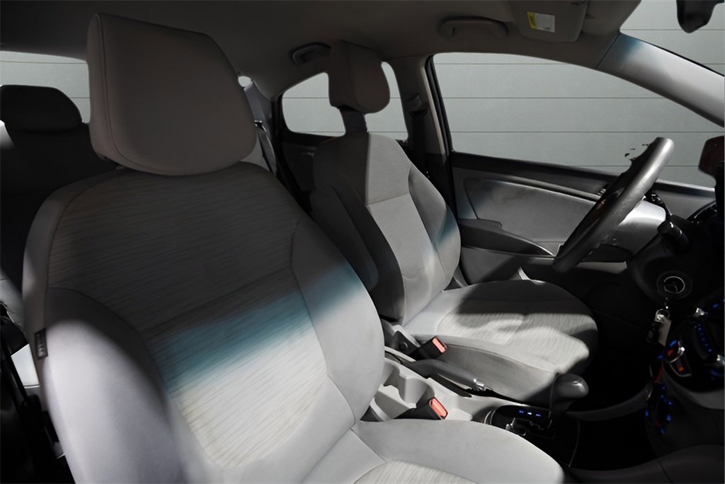 Used 2017 Hyundai Accent SE image 18