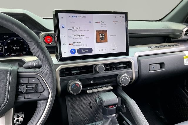 Used 2025 Toyota Tacoma TRD Sport RWD image 9