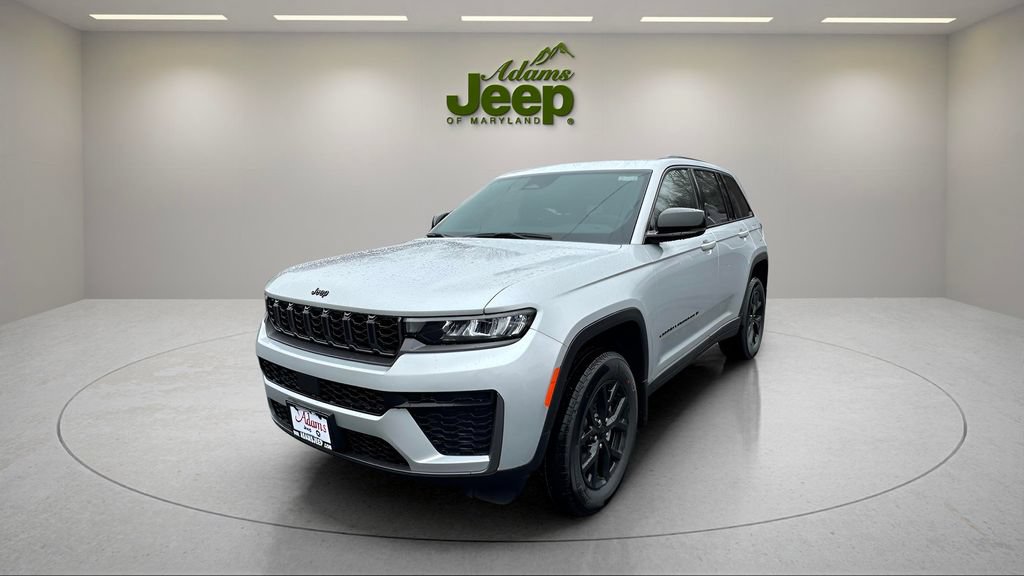 New 2026 Jeep Grand Cherokee Altitude AWD/4WD image 1