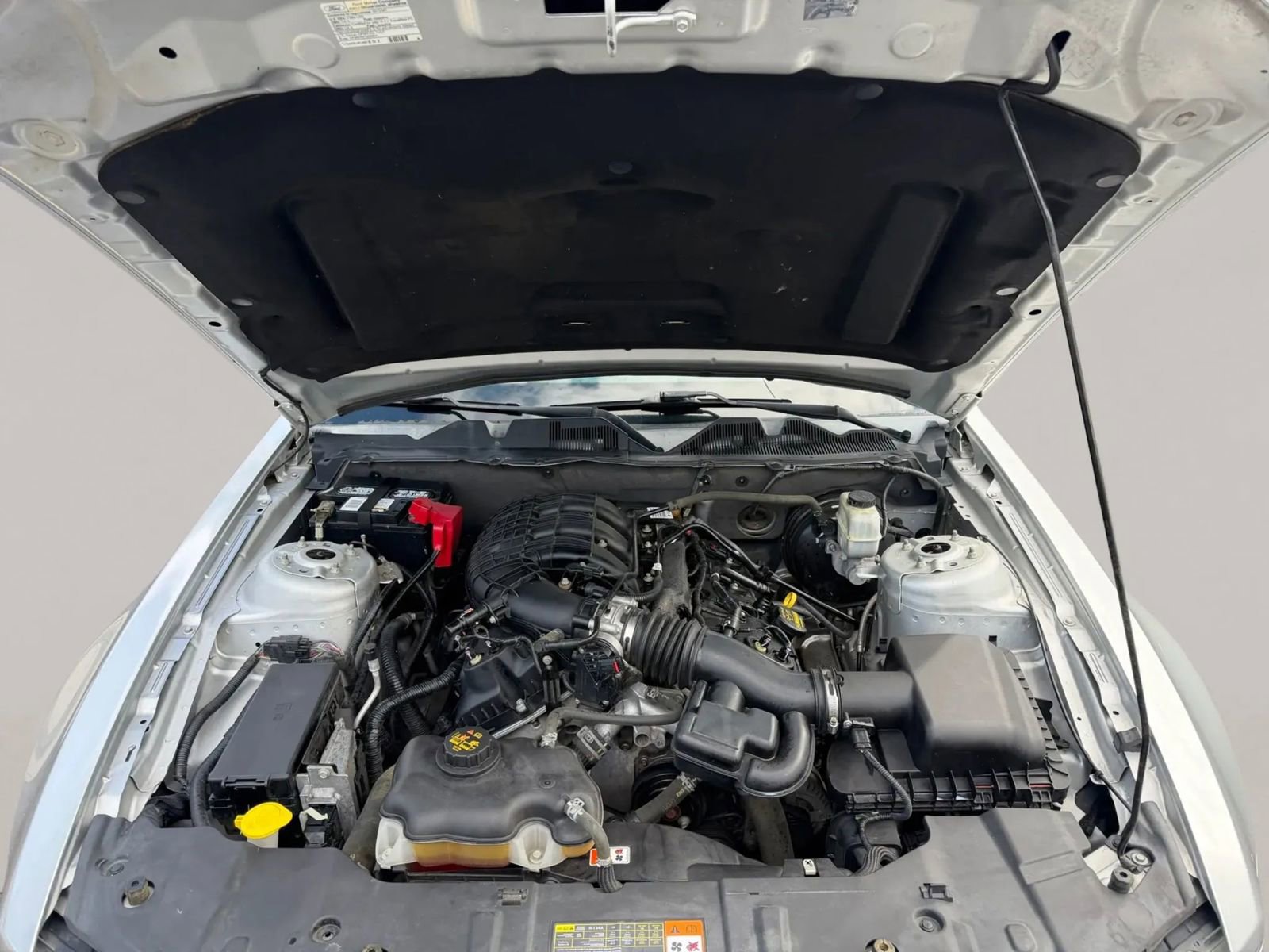 Used 2013 Ford Mustang GT RWD image 23