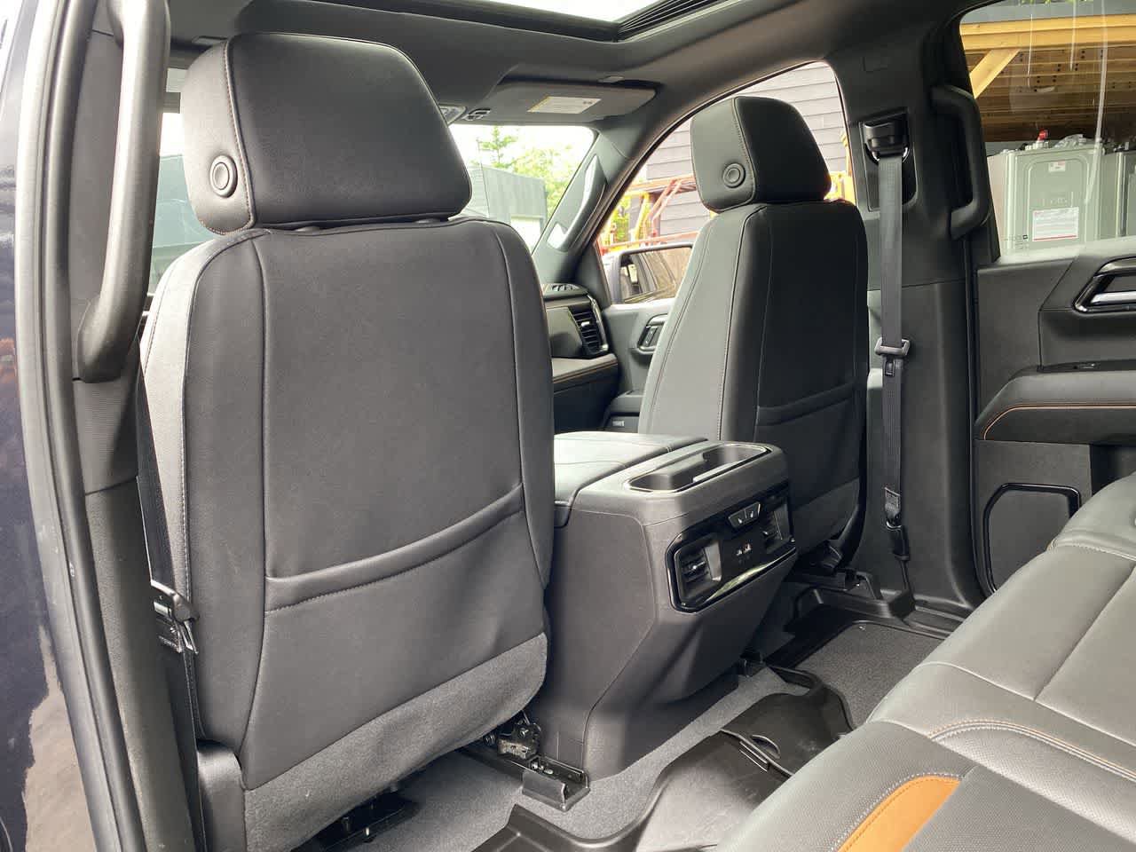 Used 2024 GMC Sierra 1500 AT4 w/ Technology Package AWD/4WD image 15