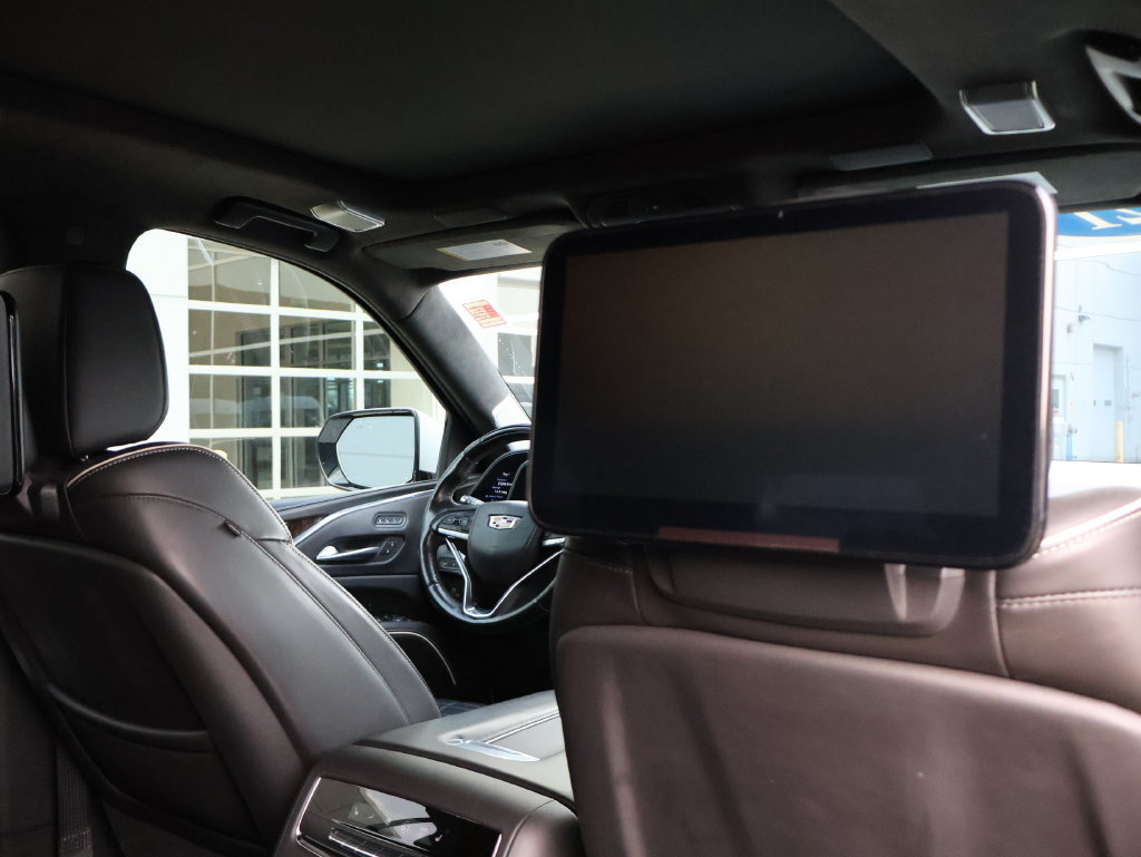 Used 2021 Cadillac Escalade Premium Luxury Platinum w/ Heavy-Duty Trailer Package AWD/4WD image 16