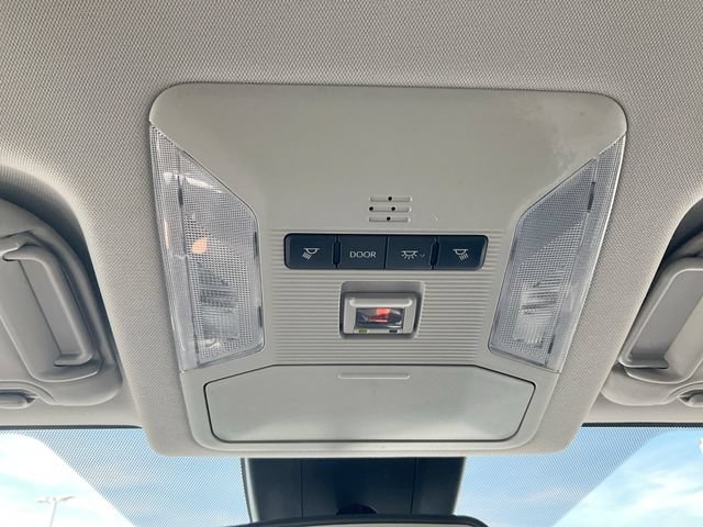 Used 2024 Toyota RAV4 Adventure AWD/4WD image 17